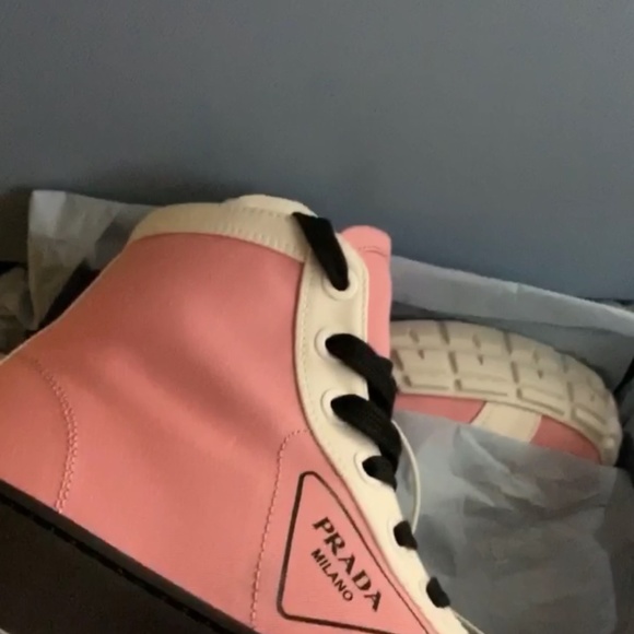 Prada sneakers - Picture 2 of 5